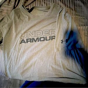 2xl under armour graphic tshirt -excellent condition -gray with black lettering